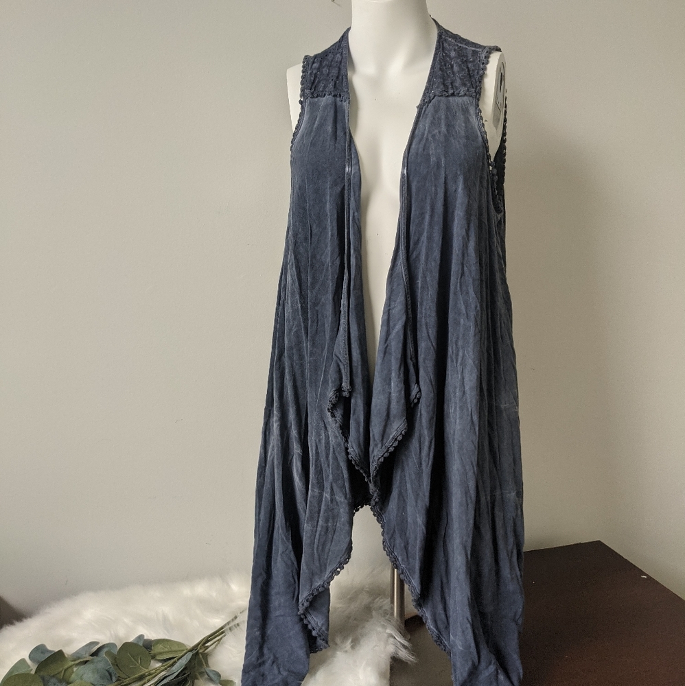 Knox Rose Sz XS Blue Crocheted Open Vest